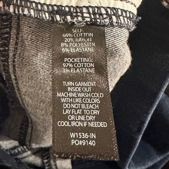 Betabrand Straight-Leg 4-Pocket Yoga Denim Jeans in Dark Indigo - Picture 10 of 14